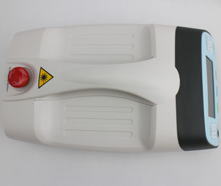 Dispositif médical de machine de thérapie de laser de sécurité pour favoriser la circulation de sang 50 - 60Hz