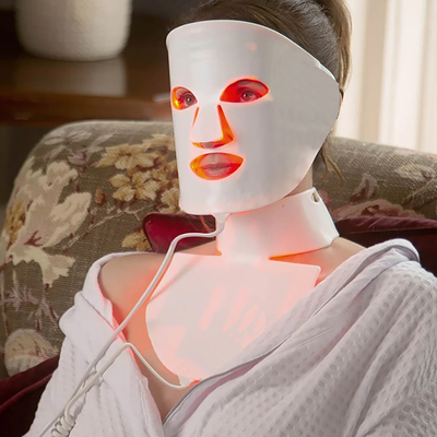 7 couleurs ont mené le masque PDT de beauté de Phototherapy ont mené la lumière faciale de machine vers le haut des outils de soins de la peau de STATION THERMALE menés par thérapie de masque protecteur